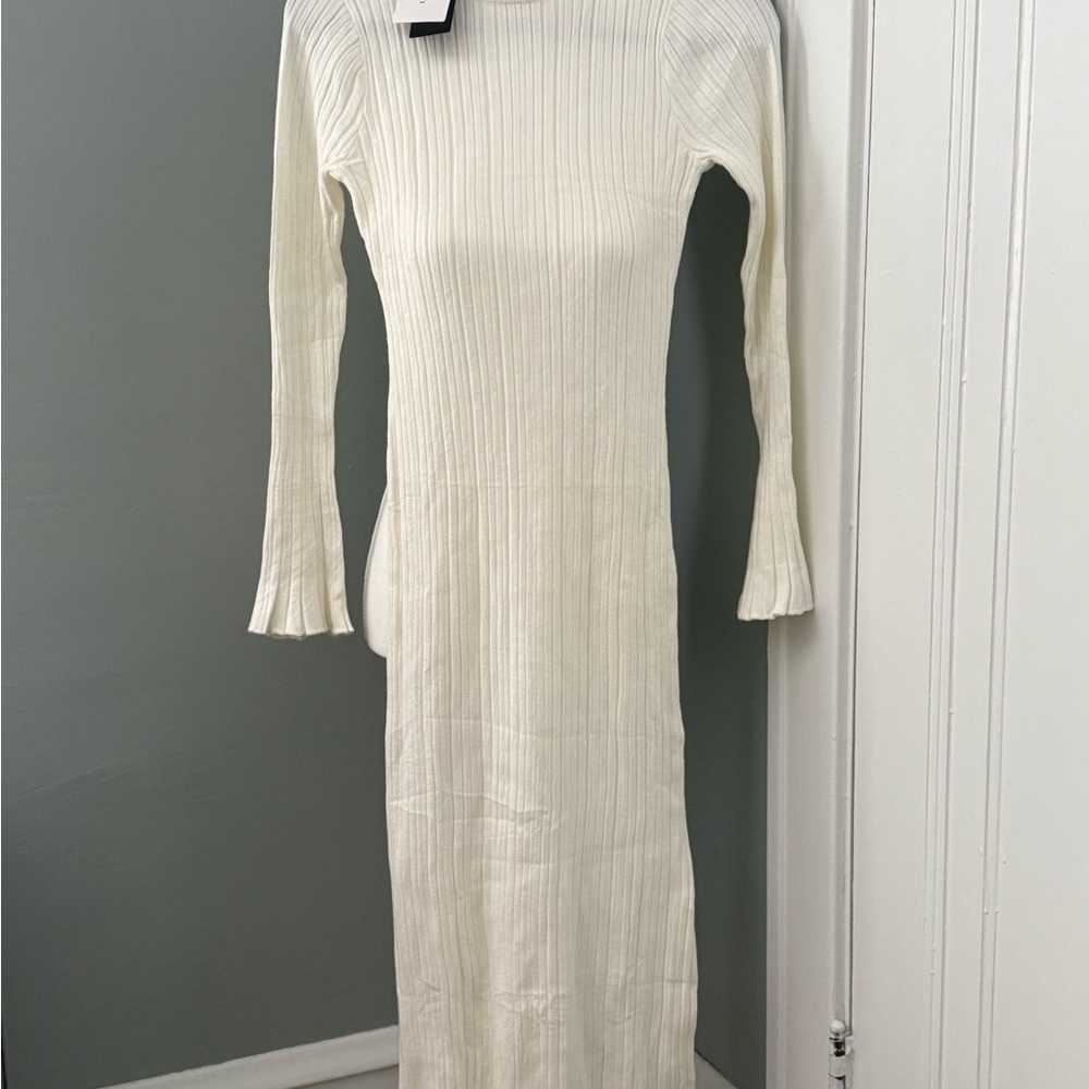 Chic NWT  Long Sleeve Cream Knit Dress